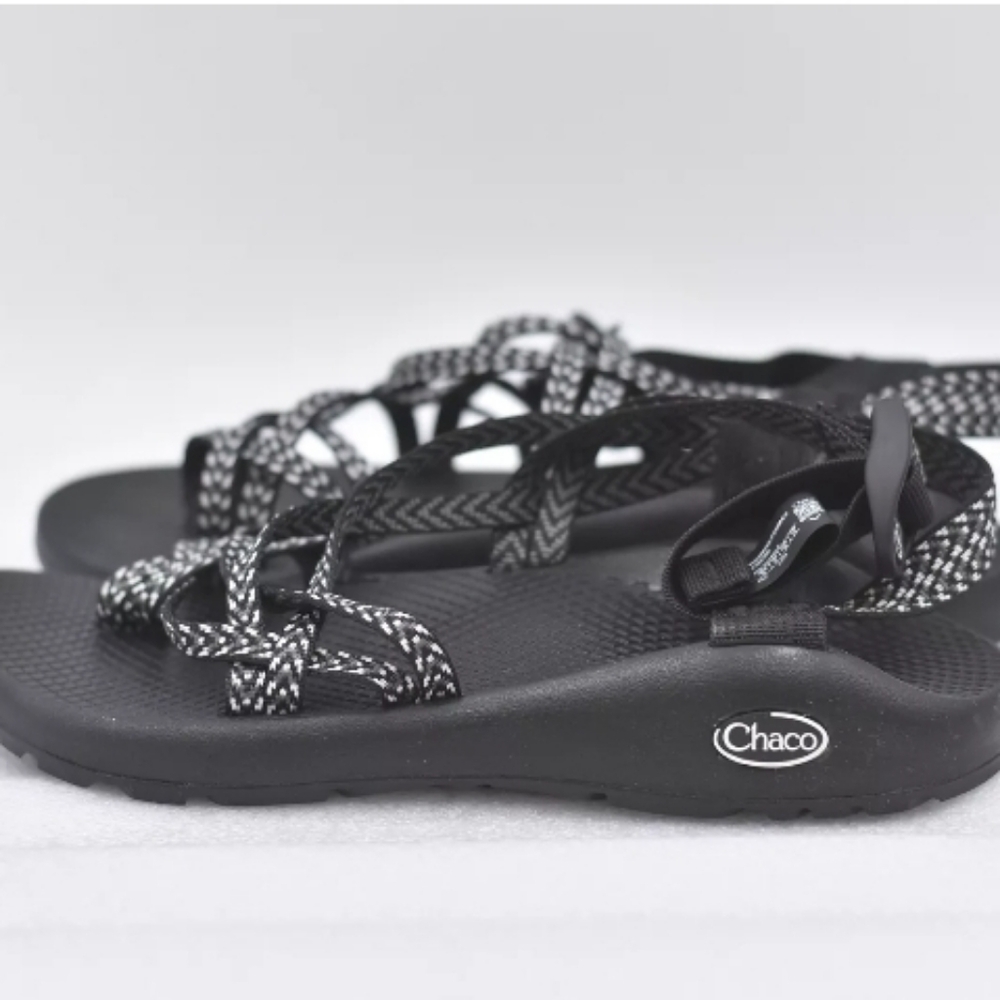 Chaco Women's ZX2 Size 6  Classic Toe Loop Outdoor Sport Sandal Black J106266 - Picture 3 of 5